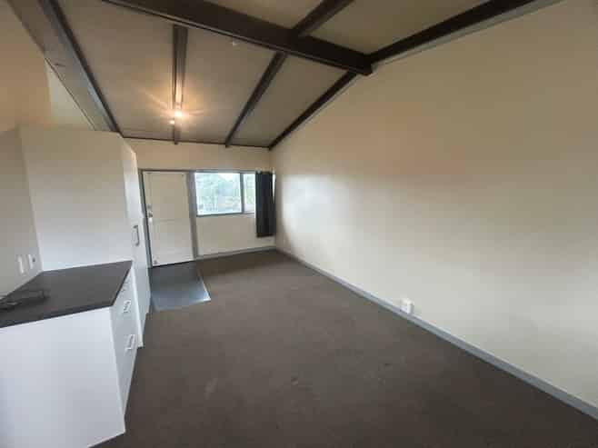 18/51 Pages Road, Linwood