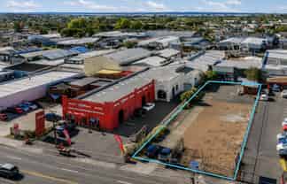 1,002m² Car Yard with Excellent Great North Road Connectivity