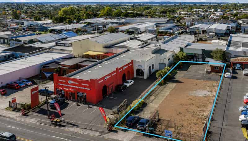 4097 Great North Road, Glen Eden