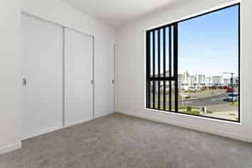 8 Jashi Lane, Westgate