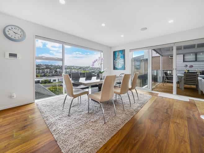 39 Colonial Drive, Silverdale