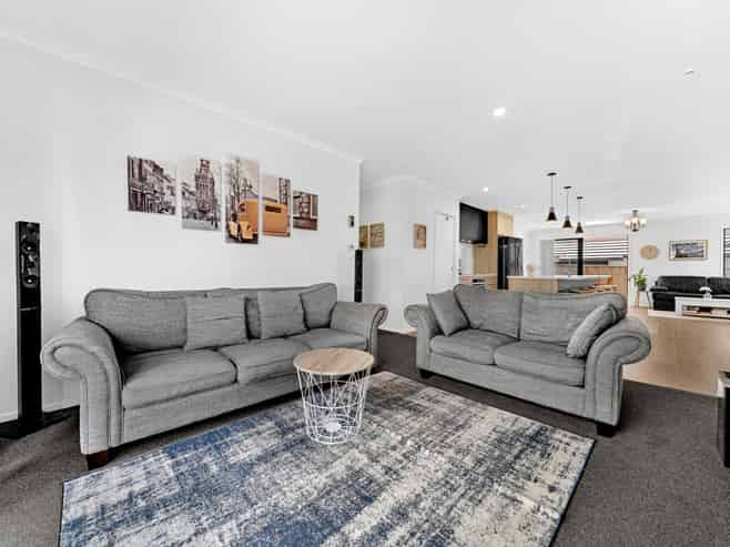 10 PIPI CRESCENT, Tuakau
