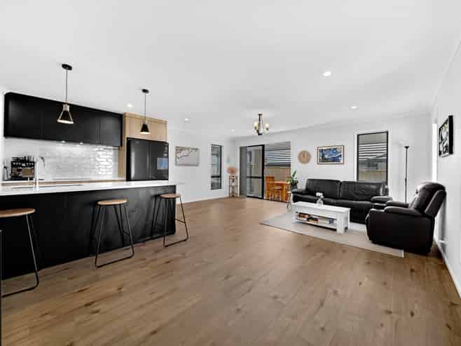 10 PIPI CRESCENT, Tuakau