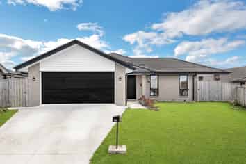 10 PIPI CRESCENT, Tuakau