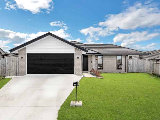 10 PIPI CRESCENT, Tuakau