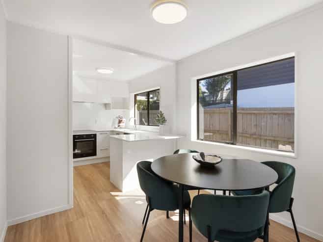 50B Mirrabooka Avenue, Botany Downs