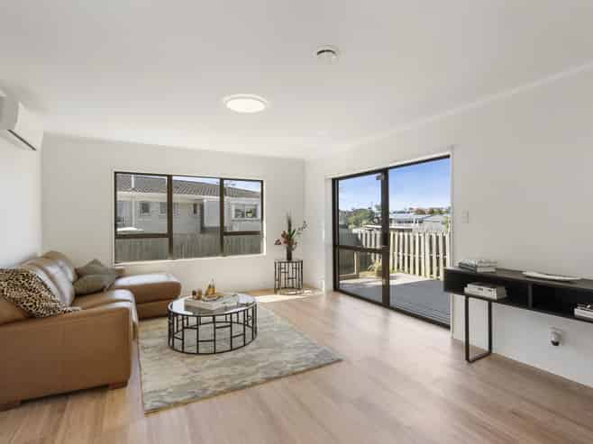 50B Mirrabooka Avenue, Botany Downs