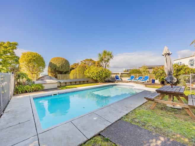 14/18 Parr Terrace, Castor Bay