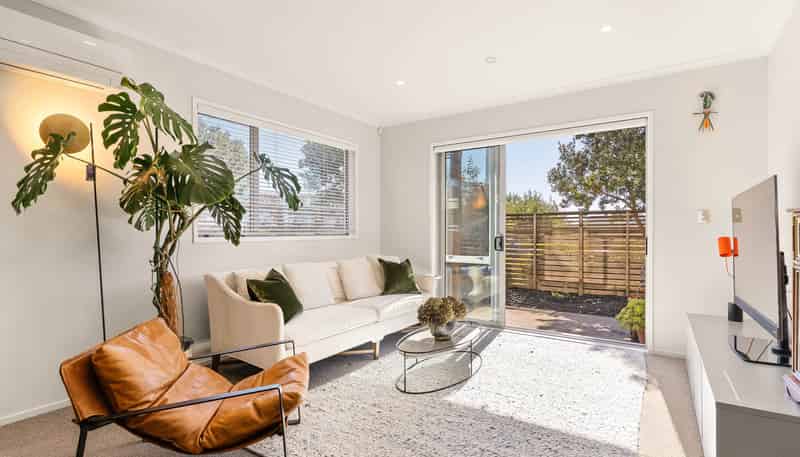 91 Glidepath Road, Hobsonville