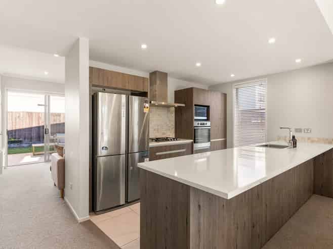 91 Glidepath Road, Hobsonville