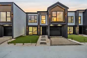 106B Edgewater Drive, Pakuranga