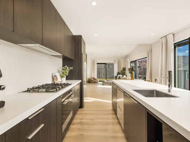11 Kohinoor Lane, Cromwell
