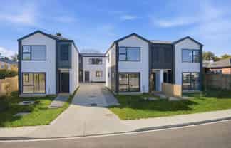 2/3 Gill Avenue, Te Atatu Peninsula