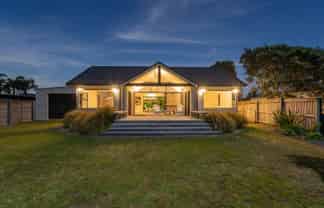 119 Sands crescent, Matarangi