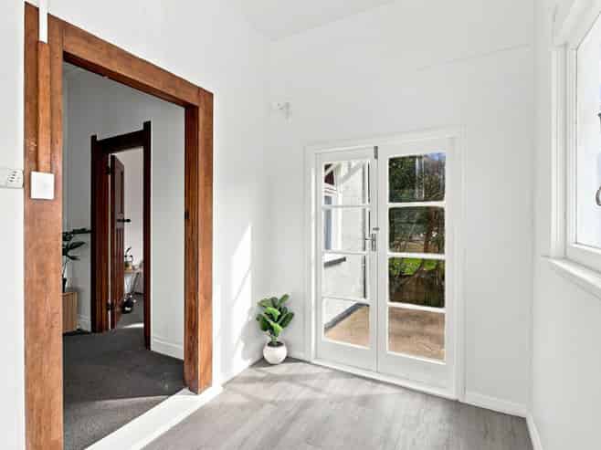 77 Cornfoot Street, Castlecliff