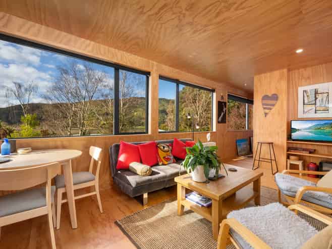 13b Beach Place, Havelock
