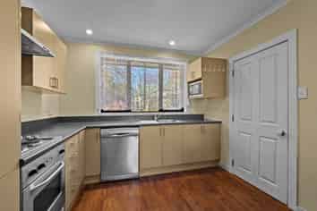 55 Middle Road, Allenton