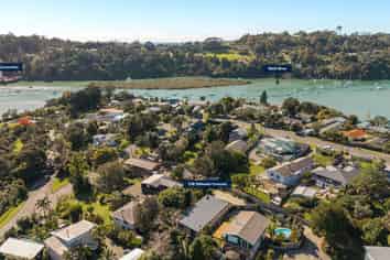 19B Stillwater Crescent, Stillwater