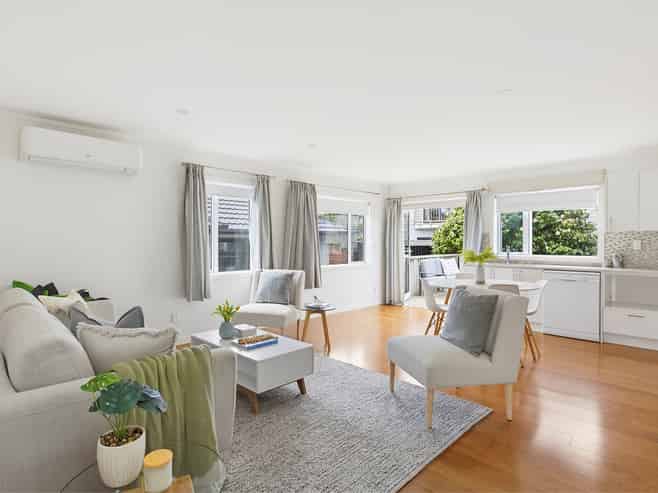 10A Stone Street, Miramar