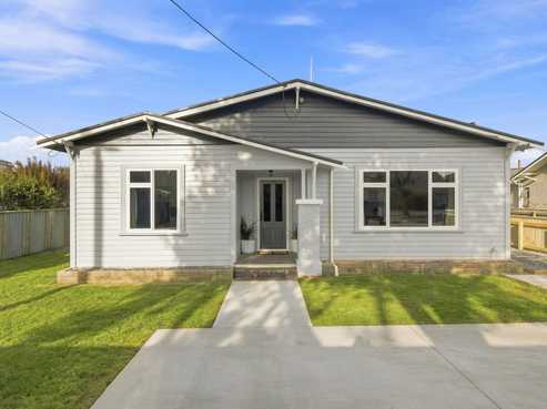 14 Moore Avenue, Tawhero