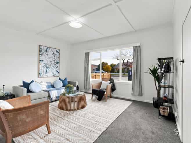 14 Moore Avenue, Tawhero