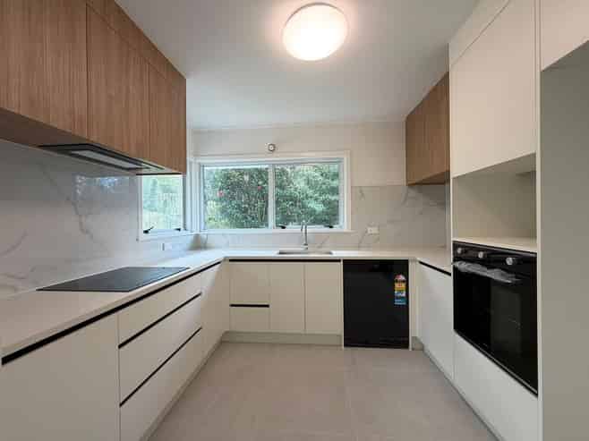 27 Chivalry Road, Glenfield