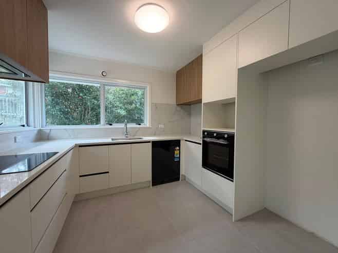 27 Chivalry Road, Glenfield