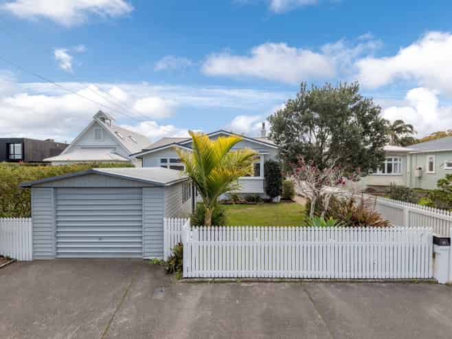10 Faulder Avenue, Westmere