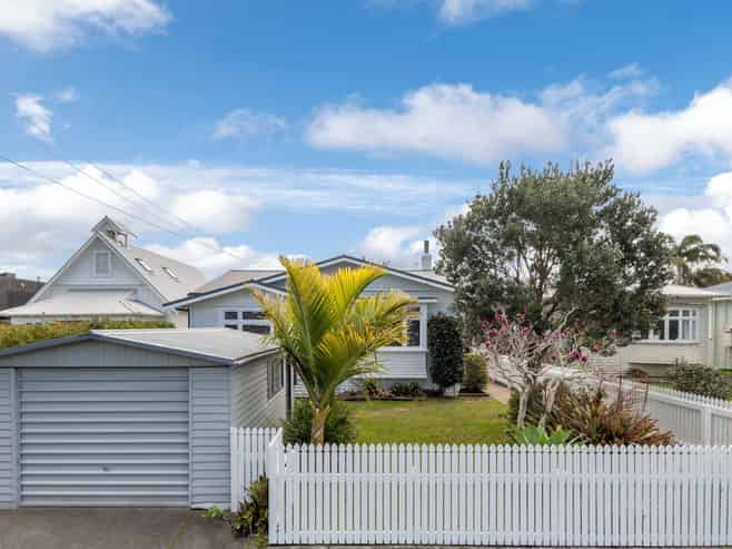 10 Faulder Avenue, Westmere
