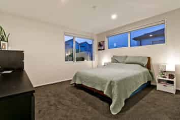 9 Sunview Street, Millwater