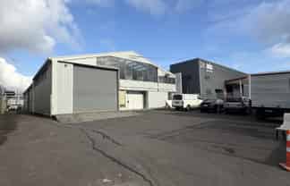 Standalone Industrial | 900sqm + 735sqm Yard