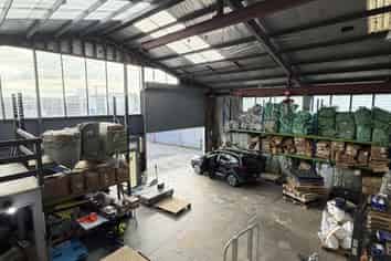 Standalone Industrial | 900sqm + 735sqm Yard