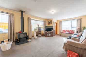 1/238 King Street, Temuka