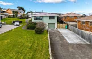 336 Whangaparaoa Road, Stanmore Bay