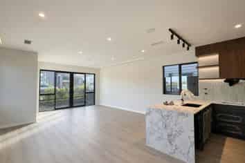 2 Lamont Street, Milldale