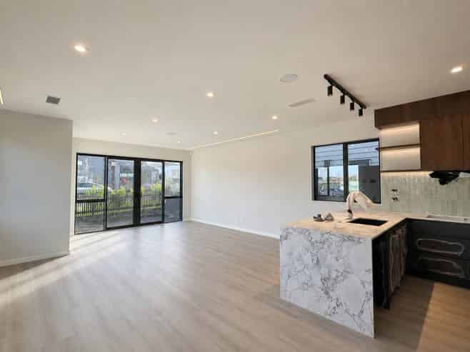 2 Lamont Street, Milldale