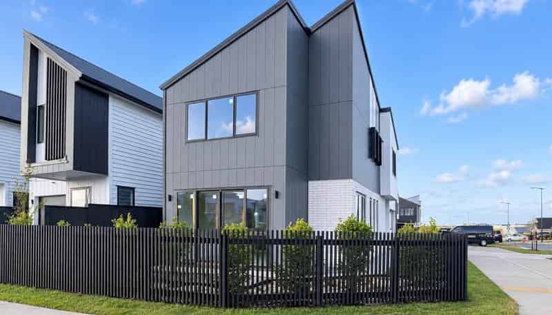 2 Lamont Street, Milldale