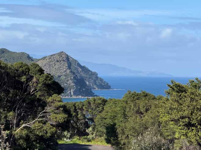 6 Iona Road, Great Barrier Island
