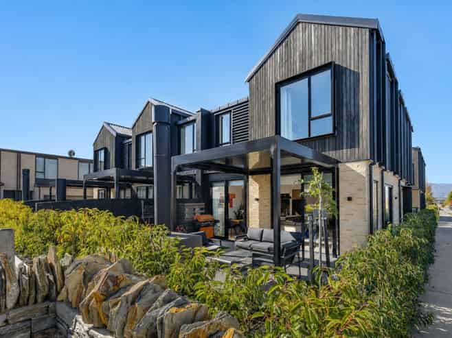 24 Bellfield Lane, Wanaka