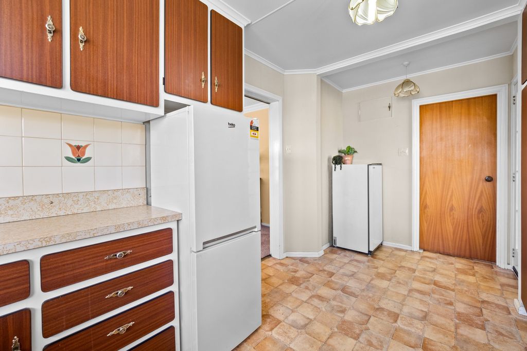 Fantastic space - three bedrooms 3