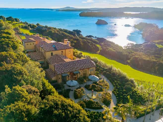 211 Te Whau Drive, Waiheke Island