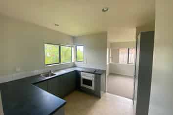 8 Jaylo Place, Mangere