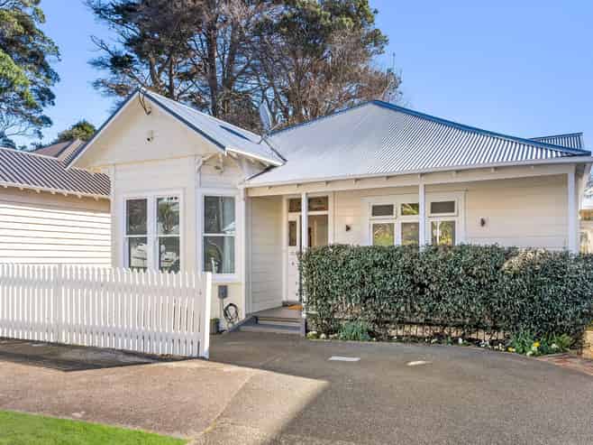 51 Esplanade Road, Mount Eden