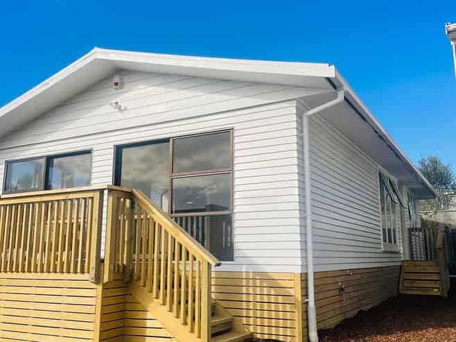 13 Chatsworth Crescent, Pakuranga Heights