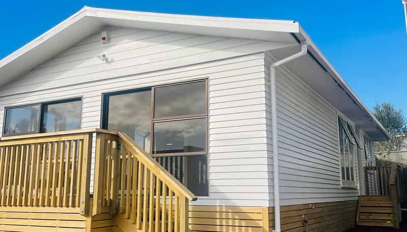 13 Chatsworth Crescent, Pakuranga Heights
