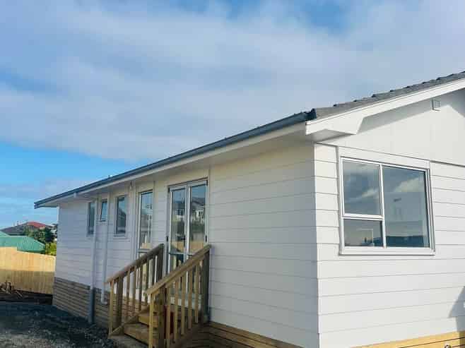 13 Chatsworth Crescent, Pakuranga Heights