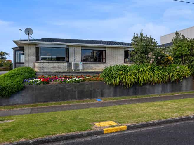 1/17 Roy Terrace, Moturoa