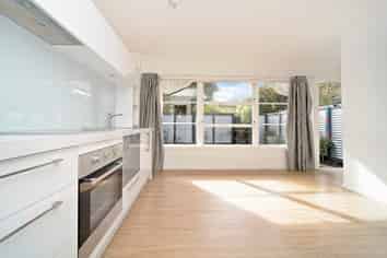 4/24 Harwood Street, Sandringham
