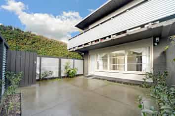 4/24 Harwood Street, Sandringham