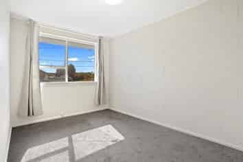 1/374 Pages Road, Aranui